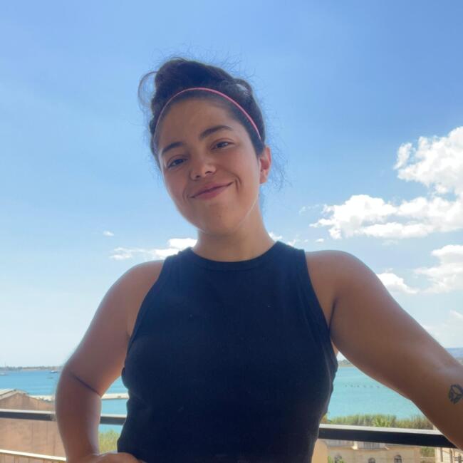 Babysitter in Syracuse: Abigail