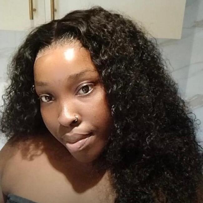 Babysitter in KwaNgendezi: Towela