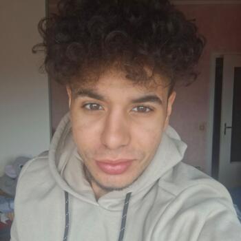 Babysitter a Rivoli: Bashir