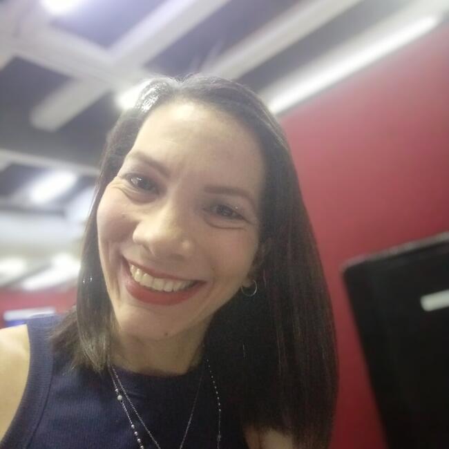 Babysitter in San Fernando: MARTHA P