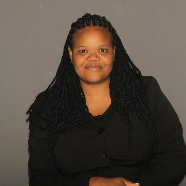 Babysitter in Newlands West: Noxolo