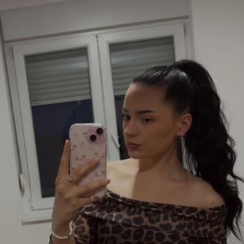 Babysitter Sremska Mitrovica: Marina