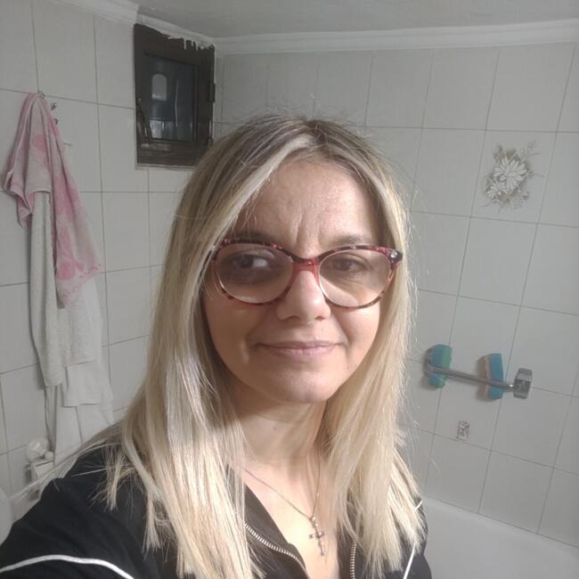 Nanny in Nikaia: Μαρία