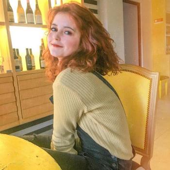 Lisbon のベビーシッター: Isabelly