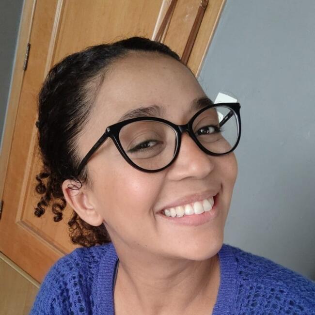 Babá em São Paulo: Keli Mendes