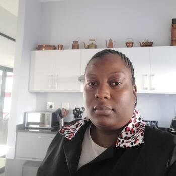 Babysitter in Paarl: Mildred