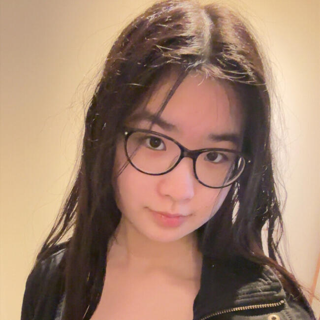 Baby-sitter in Planet Fitness - Scarborough: Nina