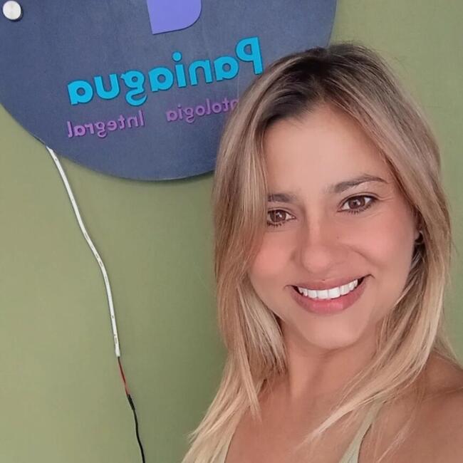 Babá em Balneário Camboriú: Teresa