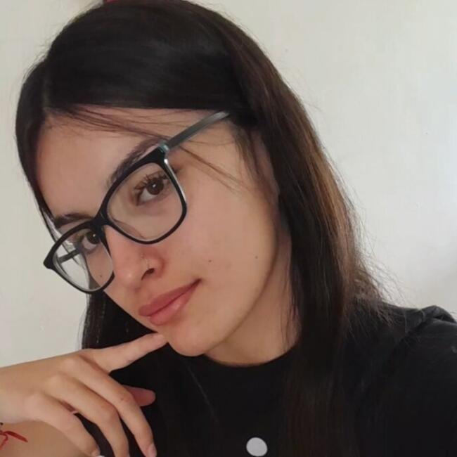 Niñera en San Miguel: Camila