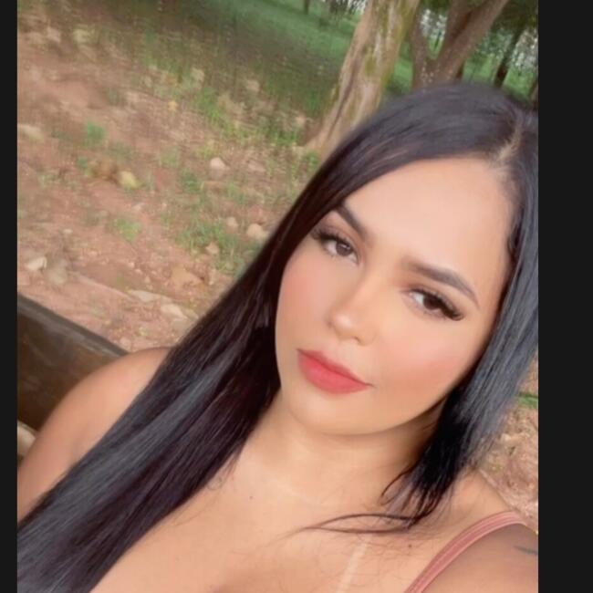 Babysitter in Senador Canedo: Bianca