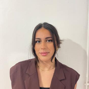 Babysitter in Saint-Etienne: Amel