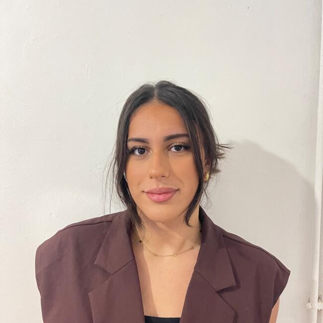 Babysitter in Saint-Etienne: Amel