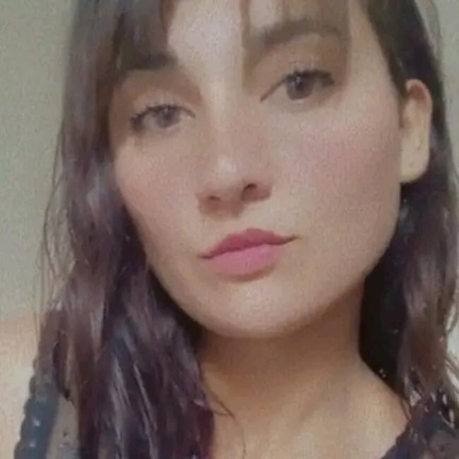 Babysitter in Mercedes: Azul