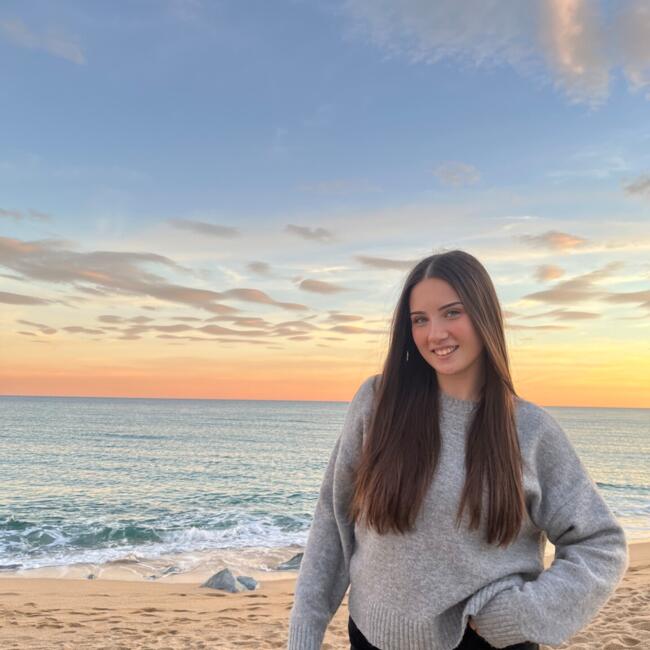 Canguro en Benetússer: Aitana