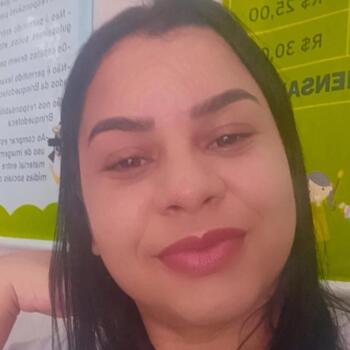 Babá em Luziânia: Thays