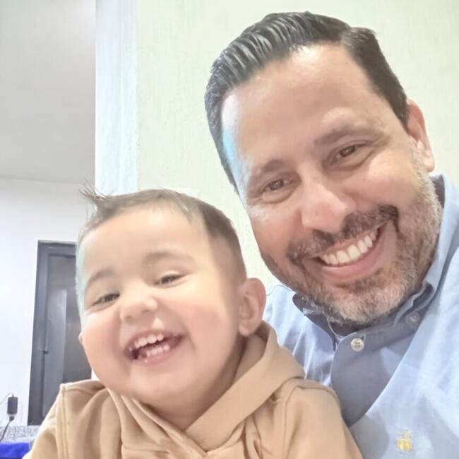 Trabajo para niñera en Guadalajara: Alfredo