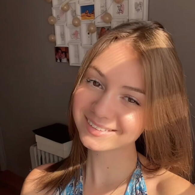 Babysitter in Baho: Lucile