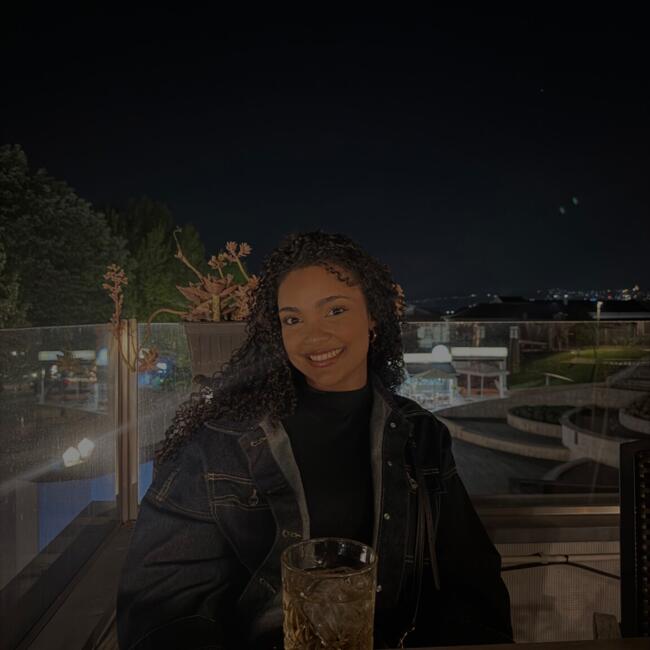 Babysitter in Gandra: Kayla Marques 