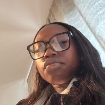 Babysitter in Aalst: Taycha Marie-Claire