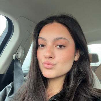 Babysitter in Glen Allen: Alessa