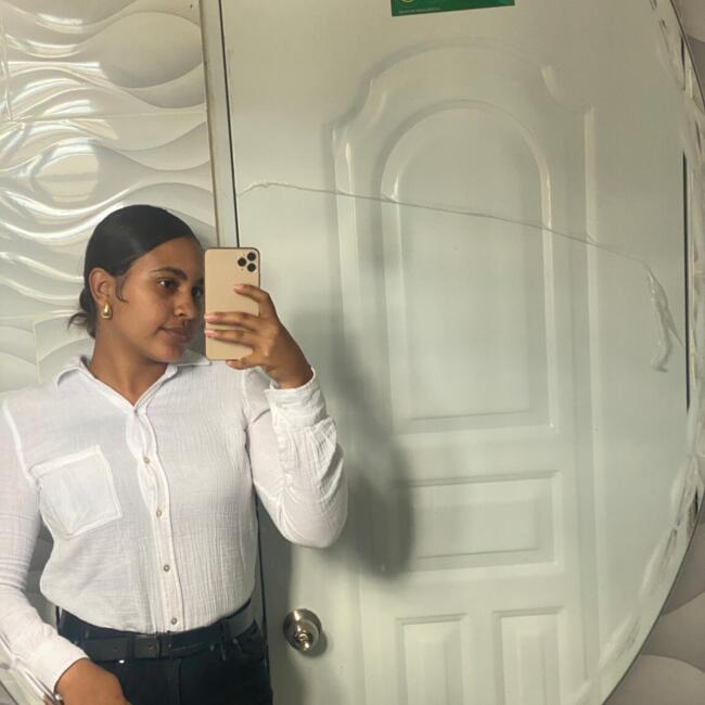 Babysitter in Santo Domingo: Estheisy