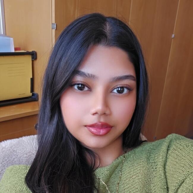 Babysitter in Vienna: Ishrat