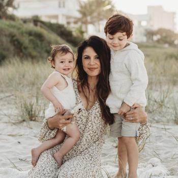 Babysitting job in Gold Coast: babysitting job Clare