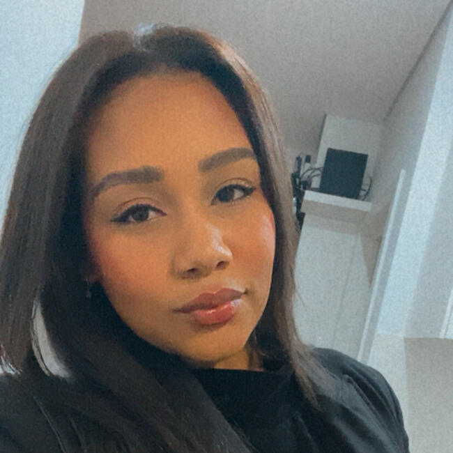 Babysitter in Portimão: Bruna