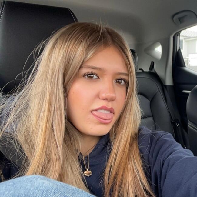 Babysitter in Christchurch: Hunter