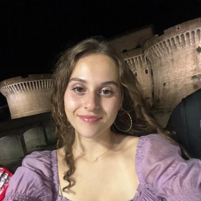 Babysitter in Udine: Elisa