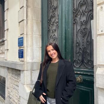 Babysitter in Donostia / San Sebastian: Ainhoa