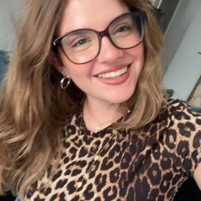 Babysitter in Crouy-sur-Ourcq: Zoe