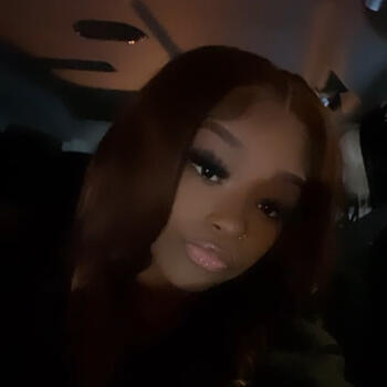 Babysitter Shorewood: Mariah