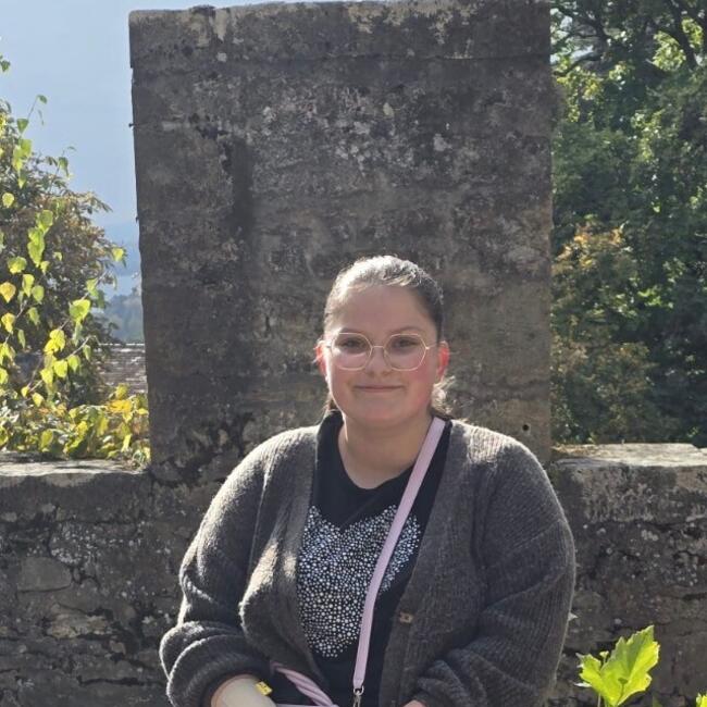 Babysitter in Le Locle: Florine