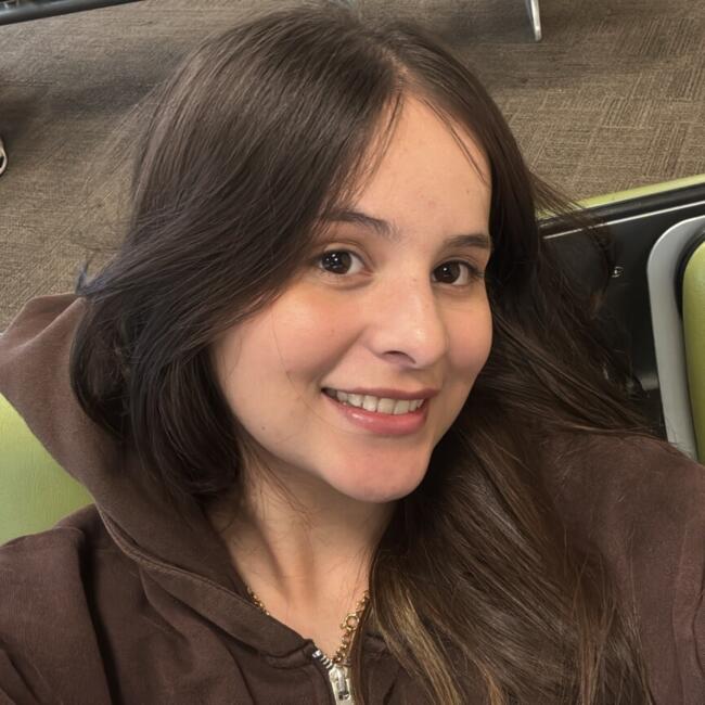 Babysitter in Anápolis: Maria Eduarda