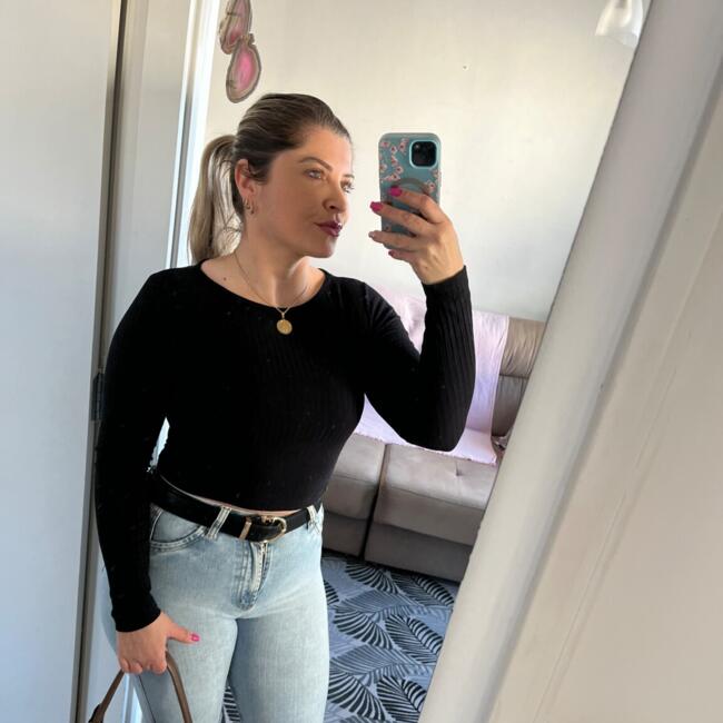 Babysitter in Canoas: Carla Daiane