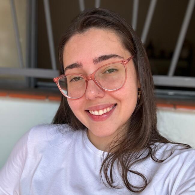 Babá em Ourinhos: Gabriela