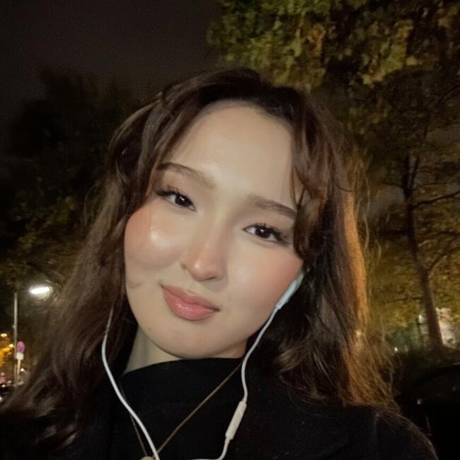 Babysitter in Berlin: Nuray