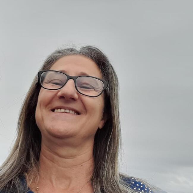 Babysitter in Cascavel: Jovana