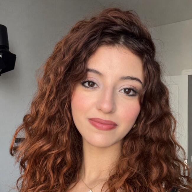 Baby-sitter à Saint-Étienne: Salma