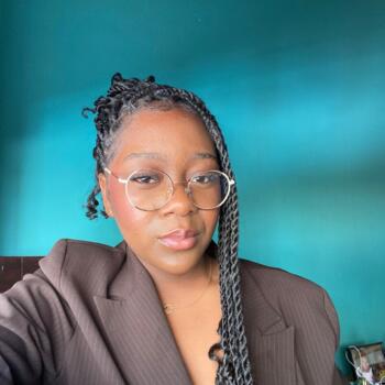 Baby-sitter in Pinhal Novo: Luine