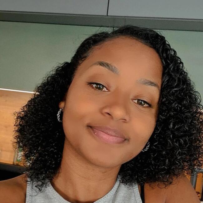 Babysitter in Wien: Caroline