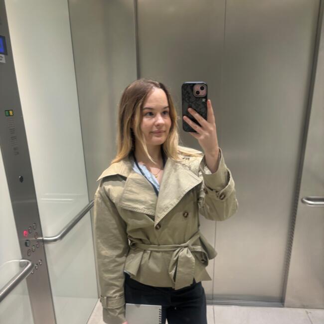 Babysitter in London: Cecilia