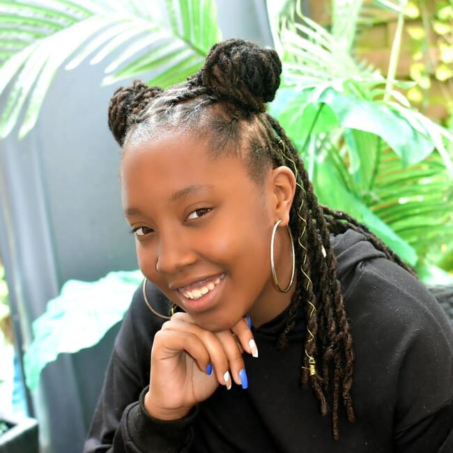 Babysitter in Thonon-les-Bains: Nayane