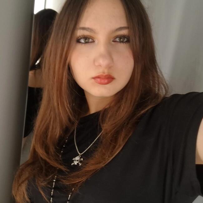 Babysitter in Râmnicu Vâlcea: Alesia