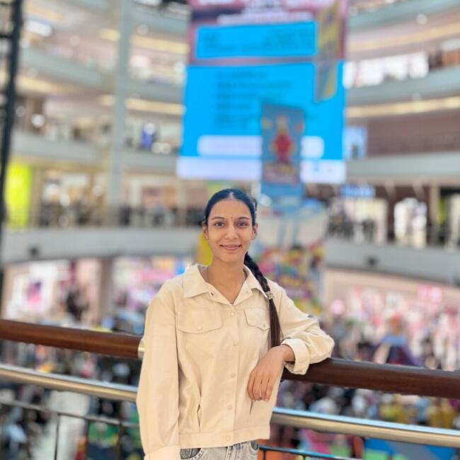 Babysitter in Cheras: Priya kour