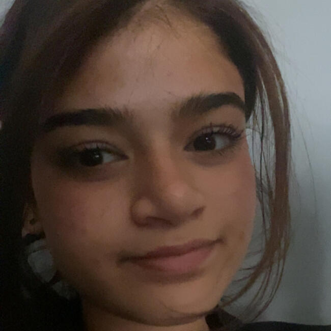 Babysitter in Warrington: Rosie