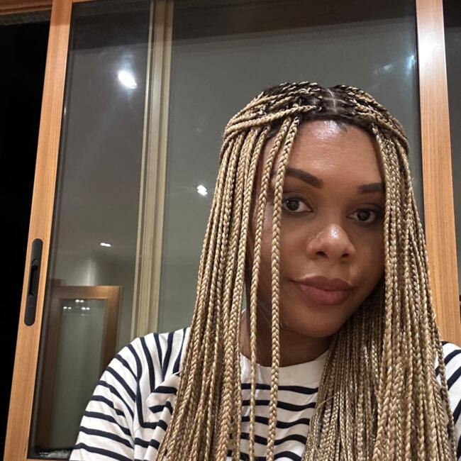 Trabalho de babysitting em Setúbal: Mfon