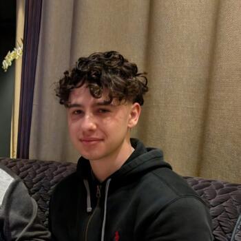 Babysitter Sérézin-du-Rhône: Lucas