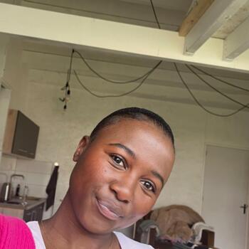 Oppas Rheden: Luyanda